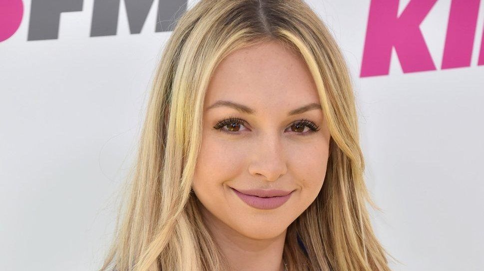 Corinne Olympios Of ‘bachelor In Paradise Says Shes A Media Victim Newsday 4982