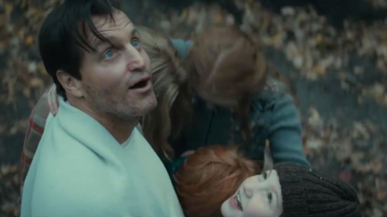 'The Glass Castle' trailer Newsday