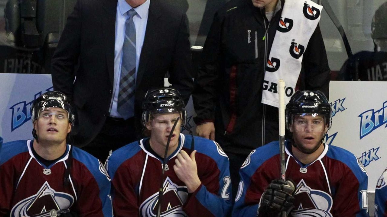 Patrick Roy dons goalie pads in practice with Avalanche