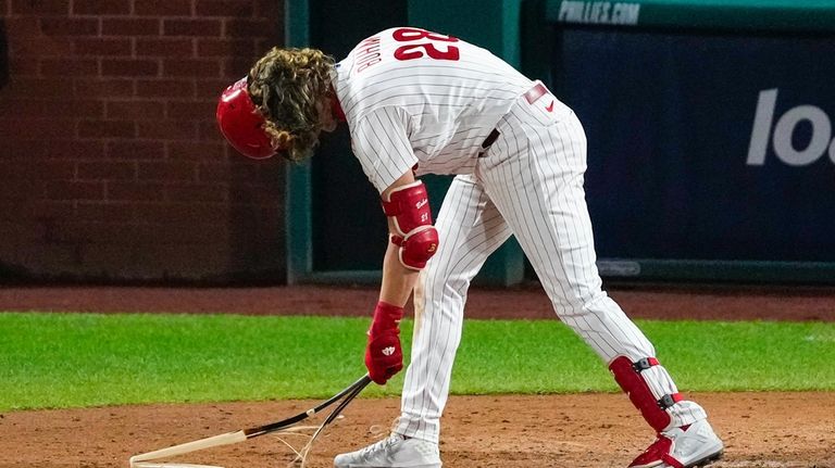 Padres' bats go silent against Phillies in NLCS opener