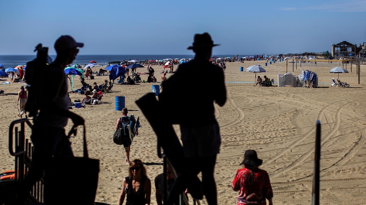 Car-free Memorial Day weekend getaways from Long Island