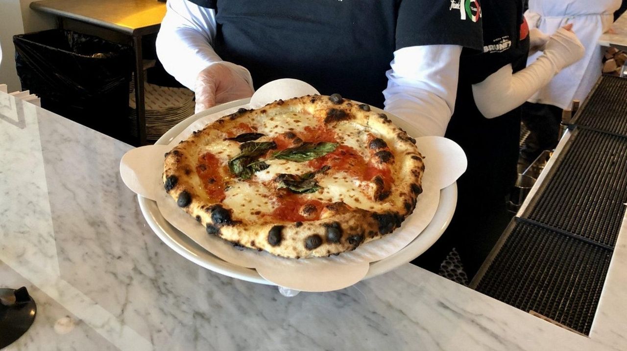103 Bambinos Pizzeria