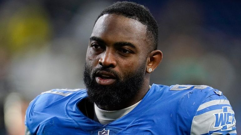 Detroit Lions defensive end Michael Brockers watches against the Philadelphia...