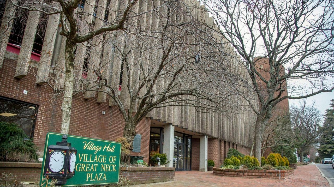 Great Neck Plaza approves apartment complex near LIRR station Newsday