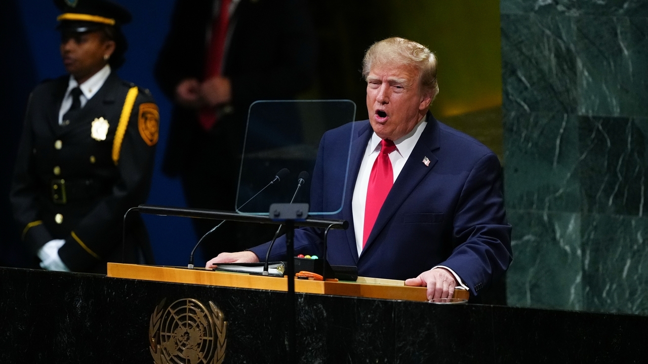 US diplomats told to use term 'super intelligence' not 'artificial intelligence' after Trump's call
