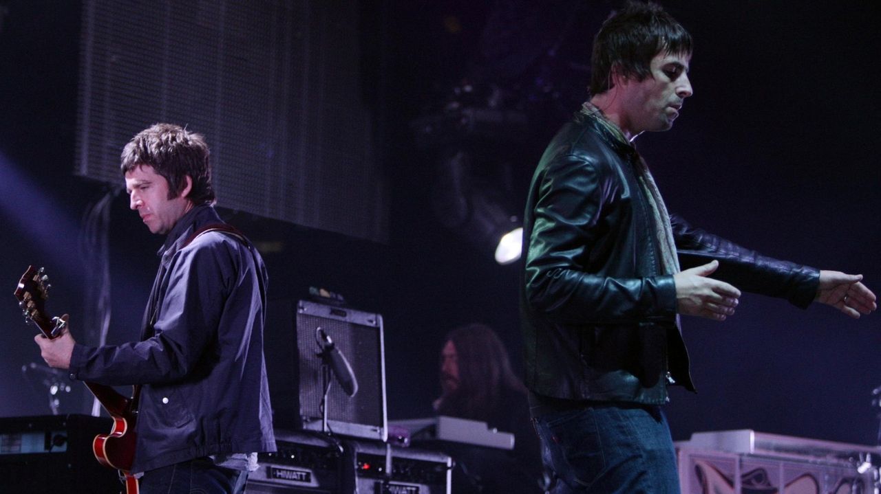 Oasis reunite for tour, ending 15-year hiatus during Gallagher brothers’ feud