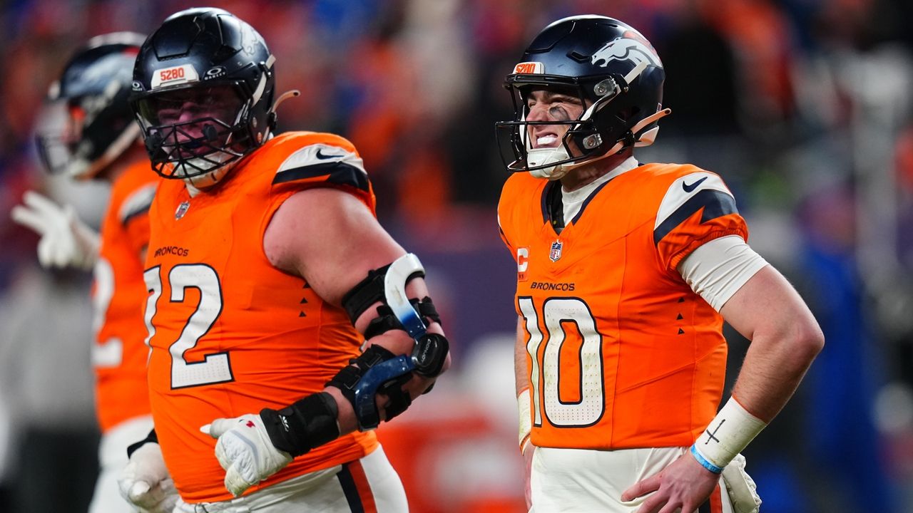 Sports betting roundup: All four favorites win in divisional round of NFL Playoffs