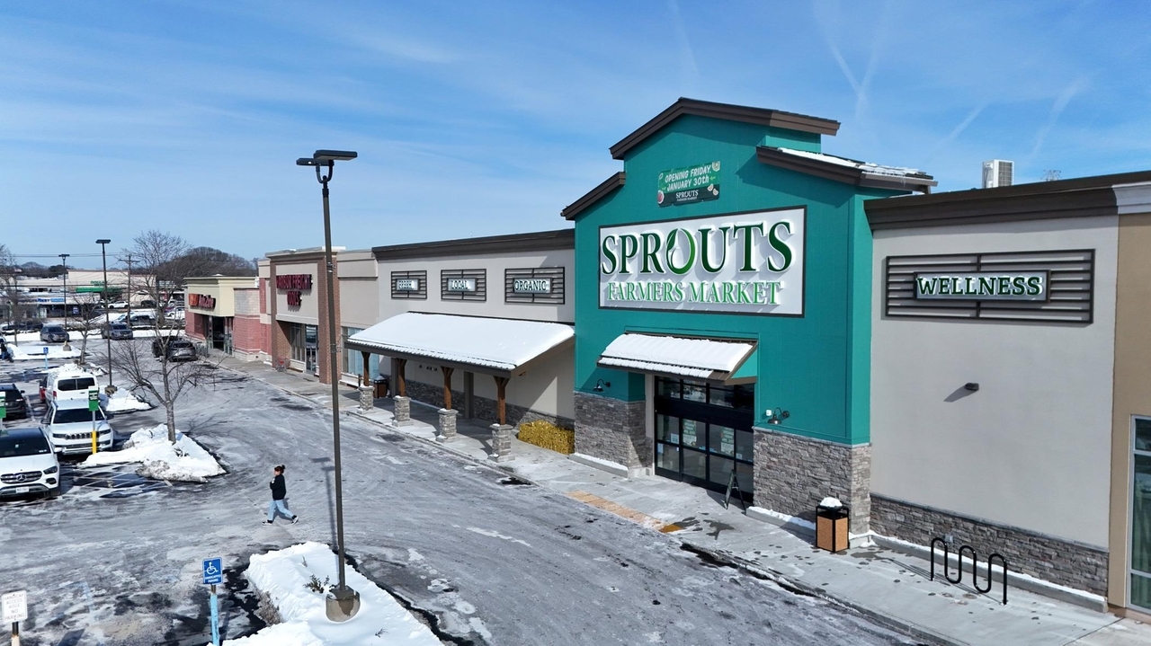 Sprouts Farmers Market opening 1st NY store, in Centereach, on Friday ...