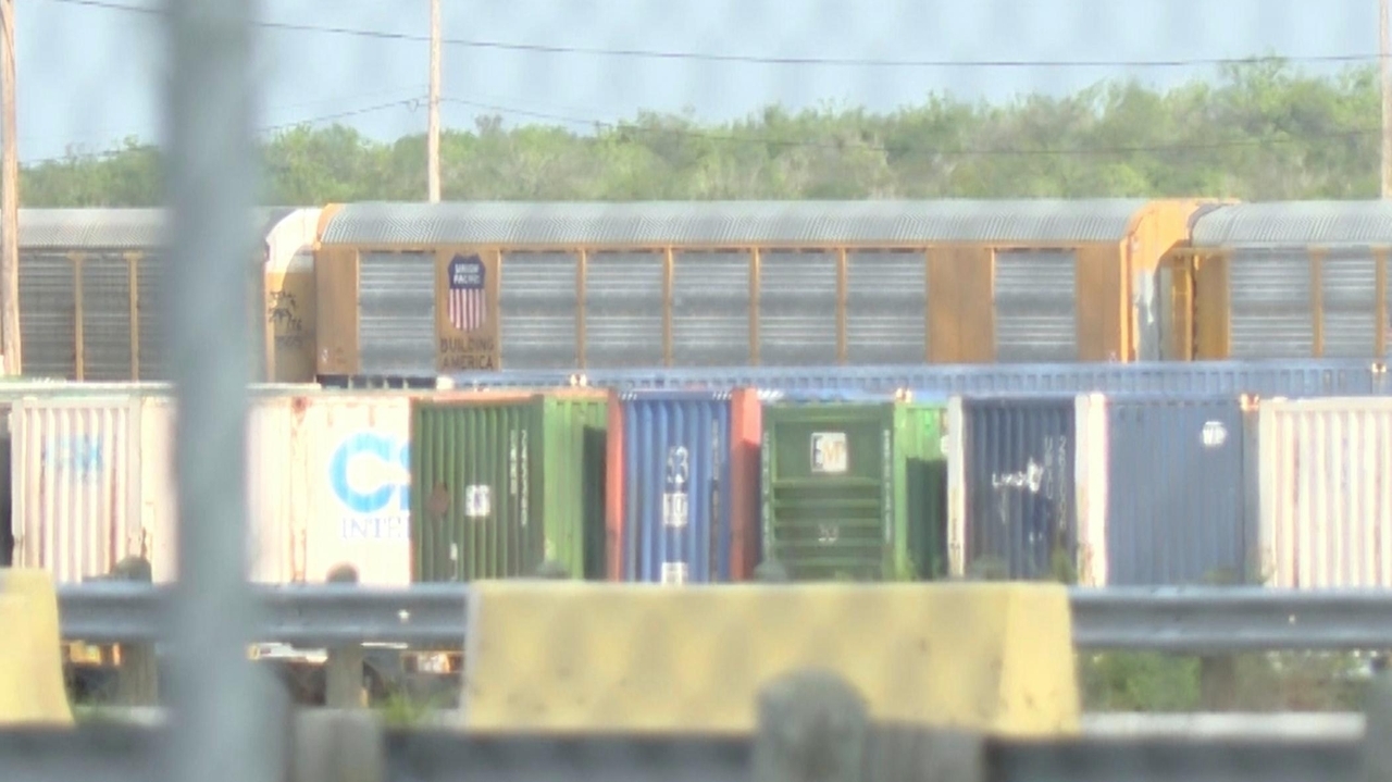 Heat stroke is suspected among 6 found dead in a shipping container at ...