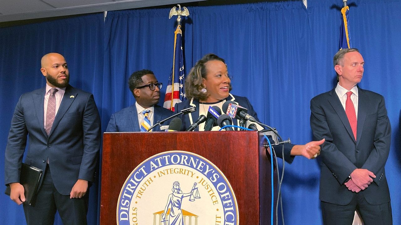 prosecutors are suing to strike down a new state law that