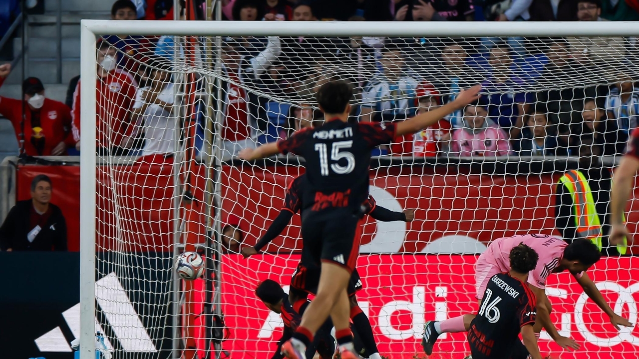 Red Bulls use own goal to grab lead, then Emil Forsberg to wrap up 2-0 ...