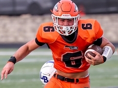 Sal D'Amato-Vince Vicari connection thrives, Justin DePietro runs for 4 TDs to lead Carey football