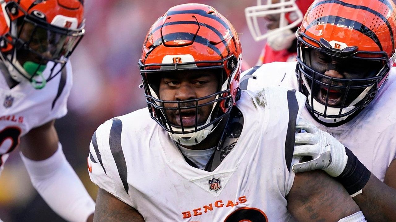 Giants ditched B.J. Hill — and now he's in Super Bowl with Bengals