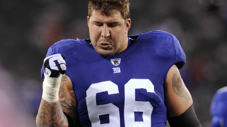 David Diehl emphatically celebrates a Giants win. (Oct. 7, 2010)