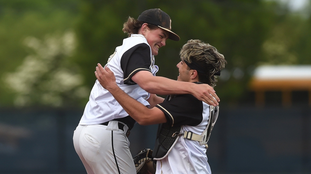 Commack finishes its business, beats Massapequa for LI Class AA ...