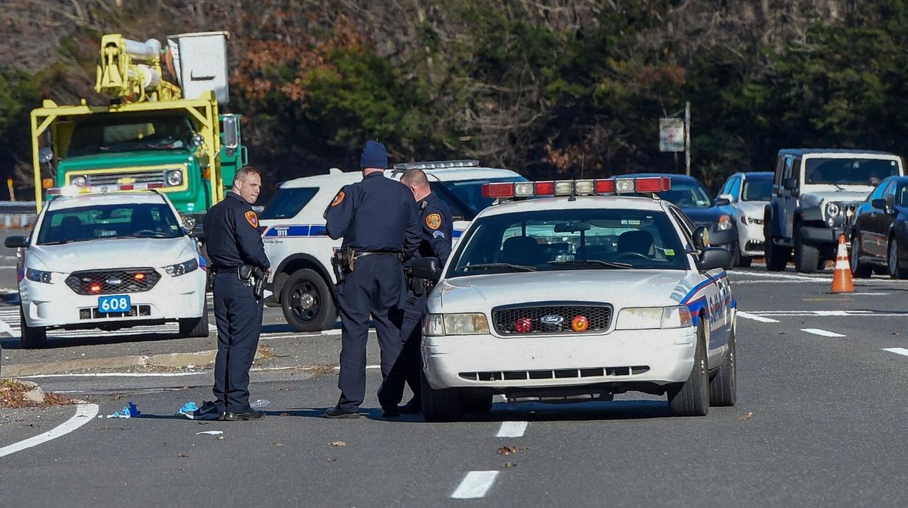 Cops: Stony Brook University Student Hit By Minivan Dies - Newsday