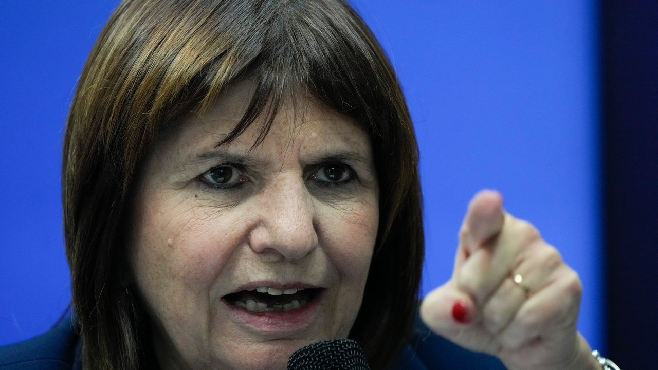 Venezuela accuses an Argentine officer of terrorism as relations deteriorate - Newsday