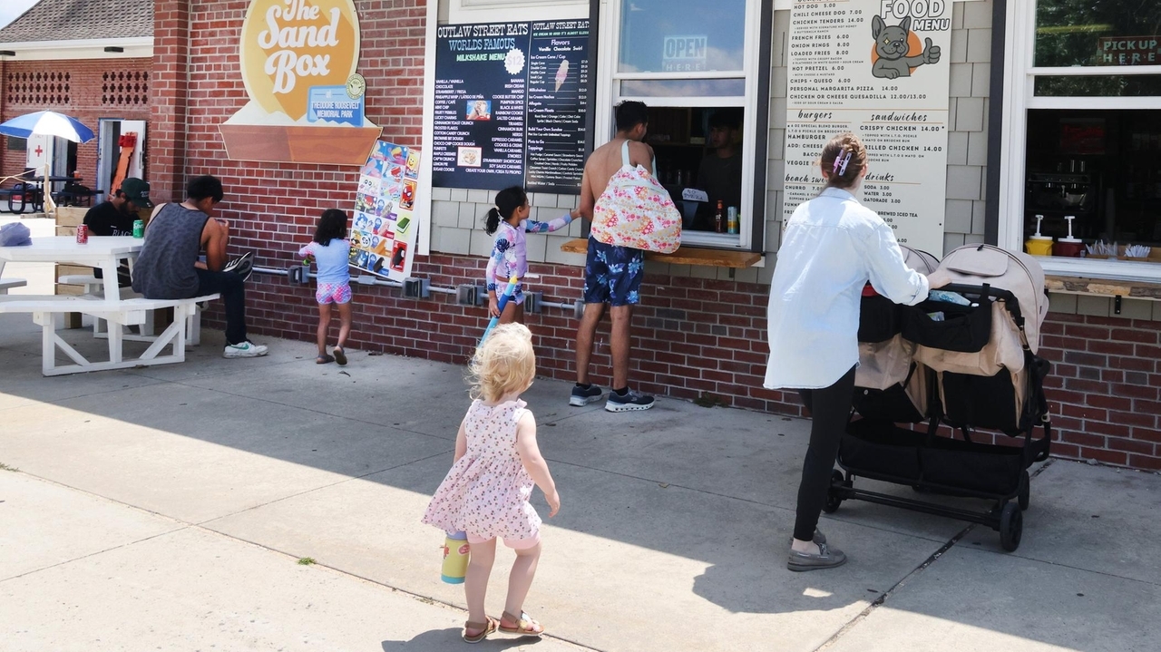 'The Sand Box' eatery seen as part of Oyster Bay hamlet's transformation