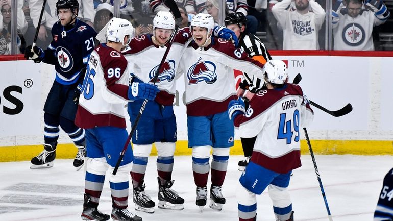 Colorado Avalanche Artturi Lehkonen (62) celebrates his goal against the...