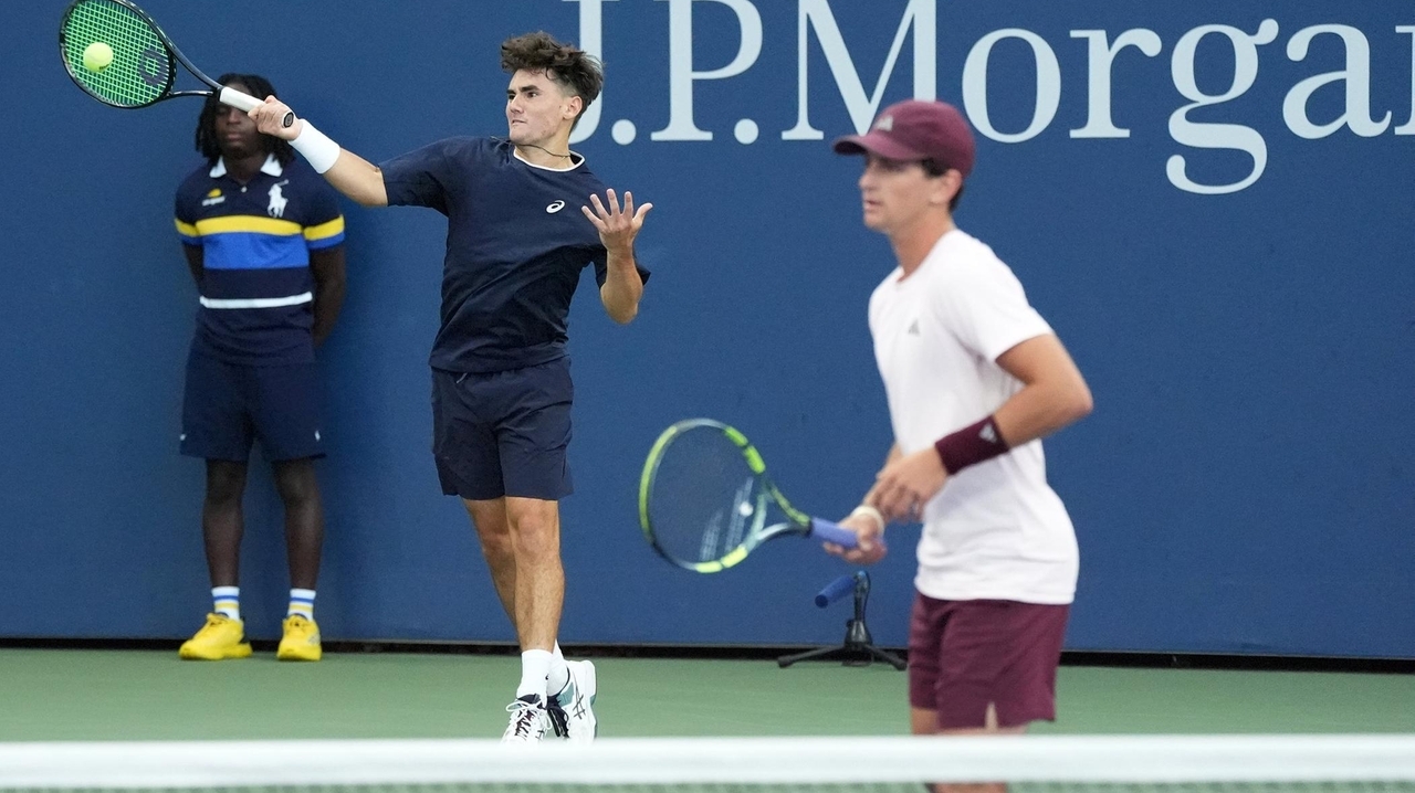Huntington's Jack Kennedy, partner Keaton Hance stunned in first round of boys' doubles at U.S. Open