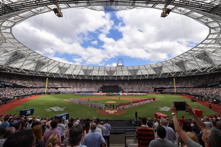 2019 London Series - Game-Used Jersey - DJ LeMahieu, New York Yankees vs  Boston Red Sox - 6/29/19