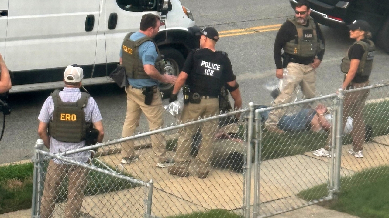 ICE presence once again growing on LI, as arrests rise nationwide