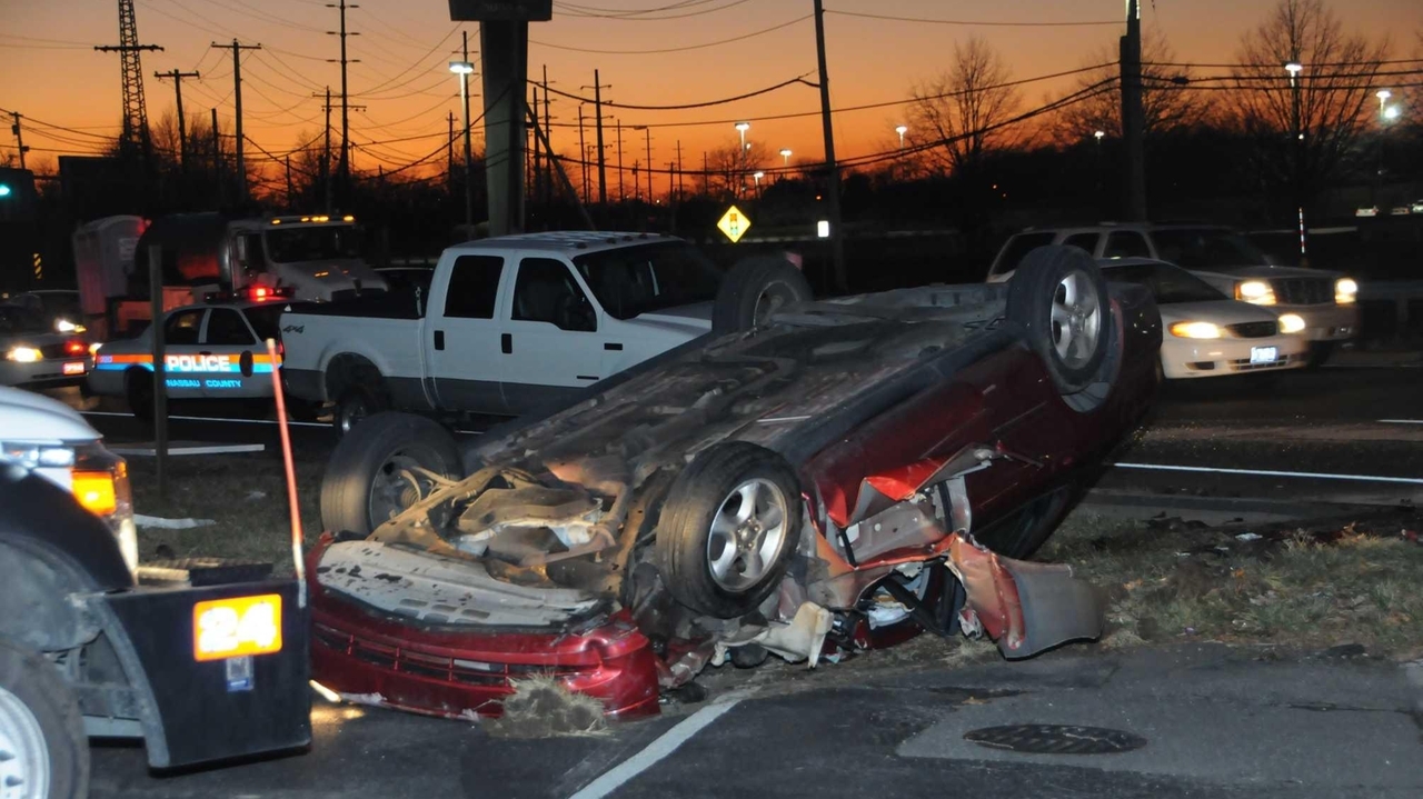 Cops: DWI mom flips car with child inside - Newsday