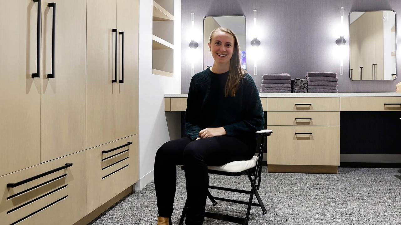 Mets and Yankees add locker room facilities for women employees - Newsday