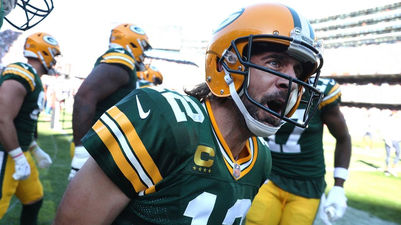 Latest on Aaron Rodgers stalemate between Packers and Jets