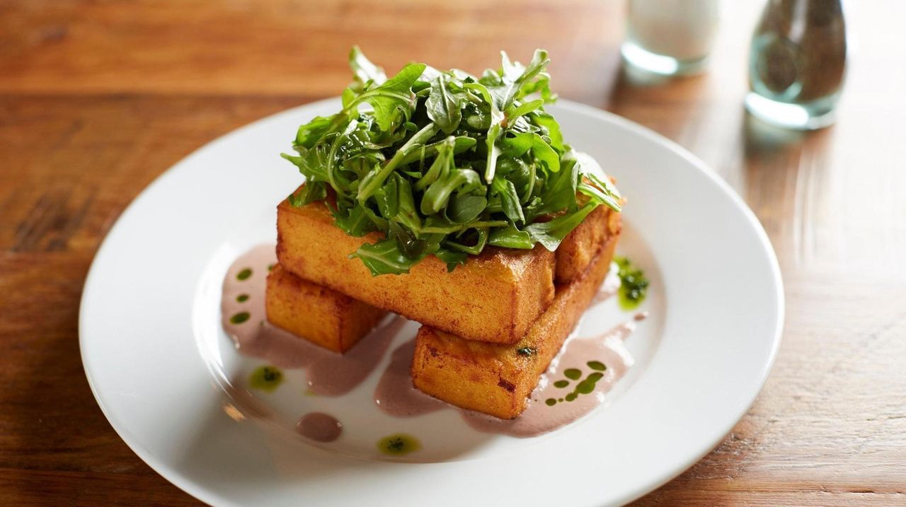 Snaps American Bistro review Eatery impresses with good deals