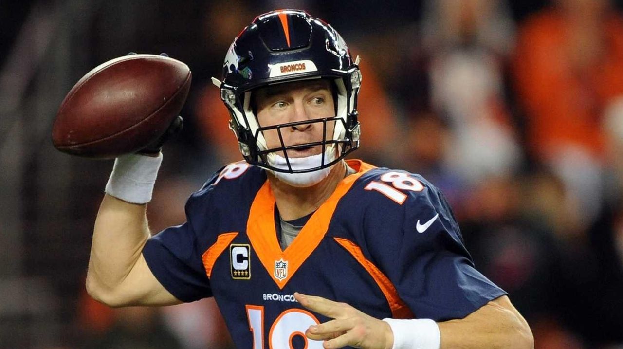 Pro Football: QB Peyton Manning, Broncos throttle QB Aaron Rodgers, Packers  29-10