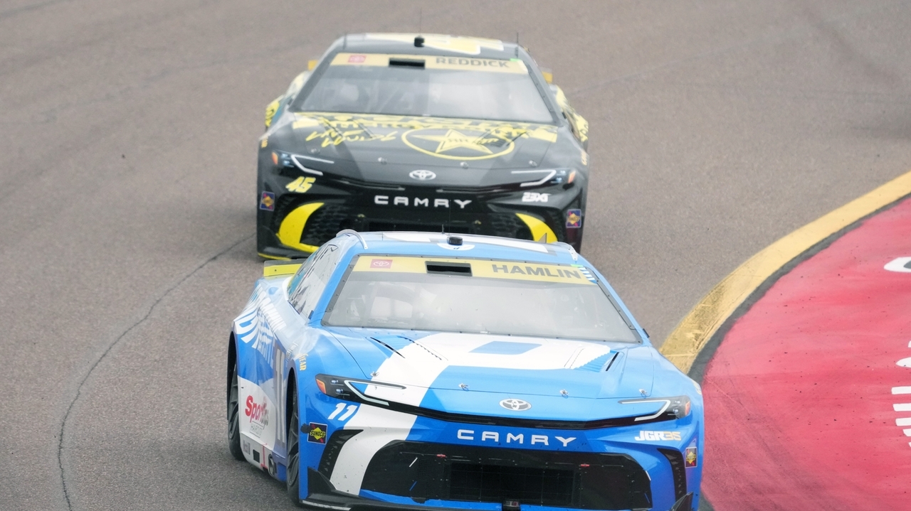 Reddick wins in Phoenix as NASCAR Cup Series championship tightens ...