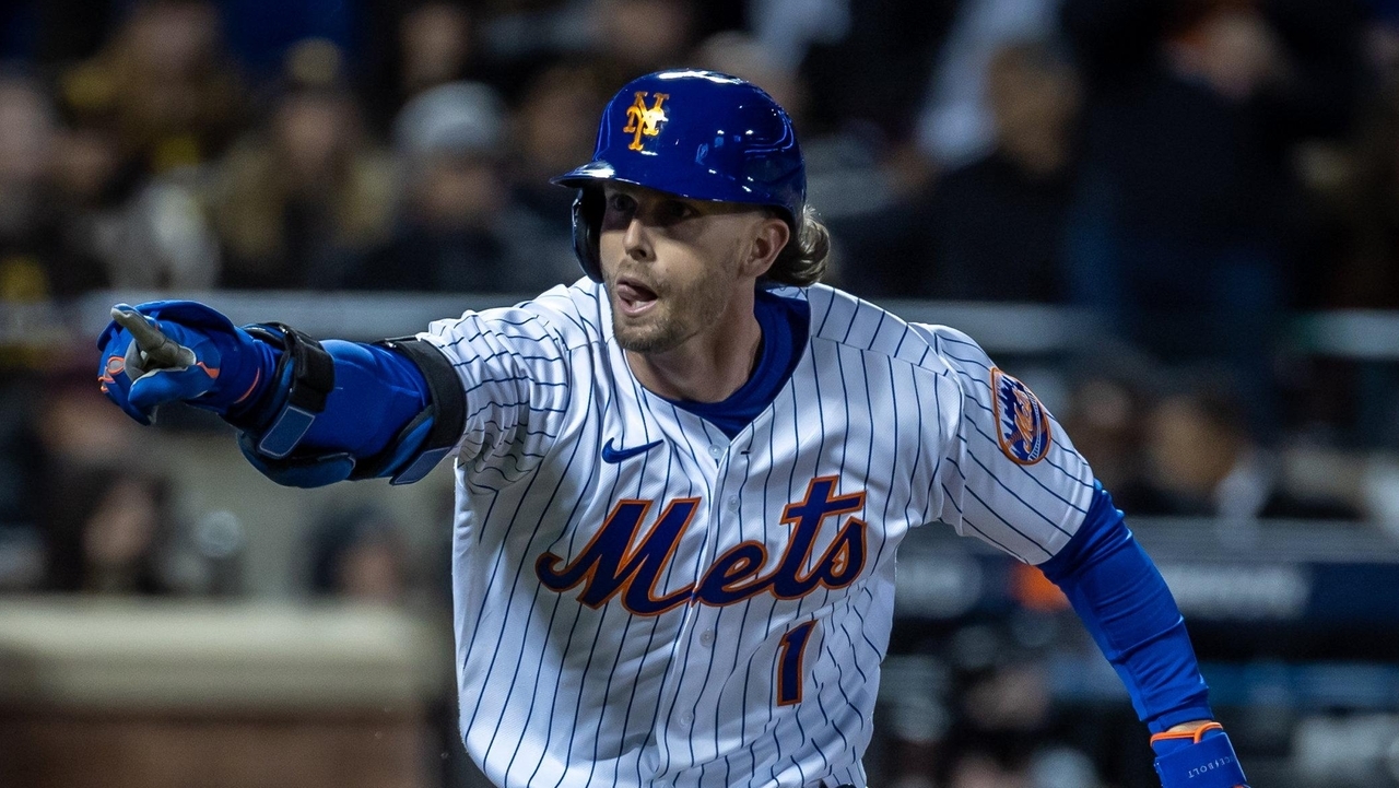 Mets Keep Season Alive With Game 2 Win Over Padres In NL Wild Card 