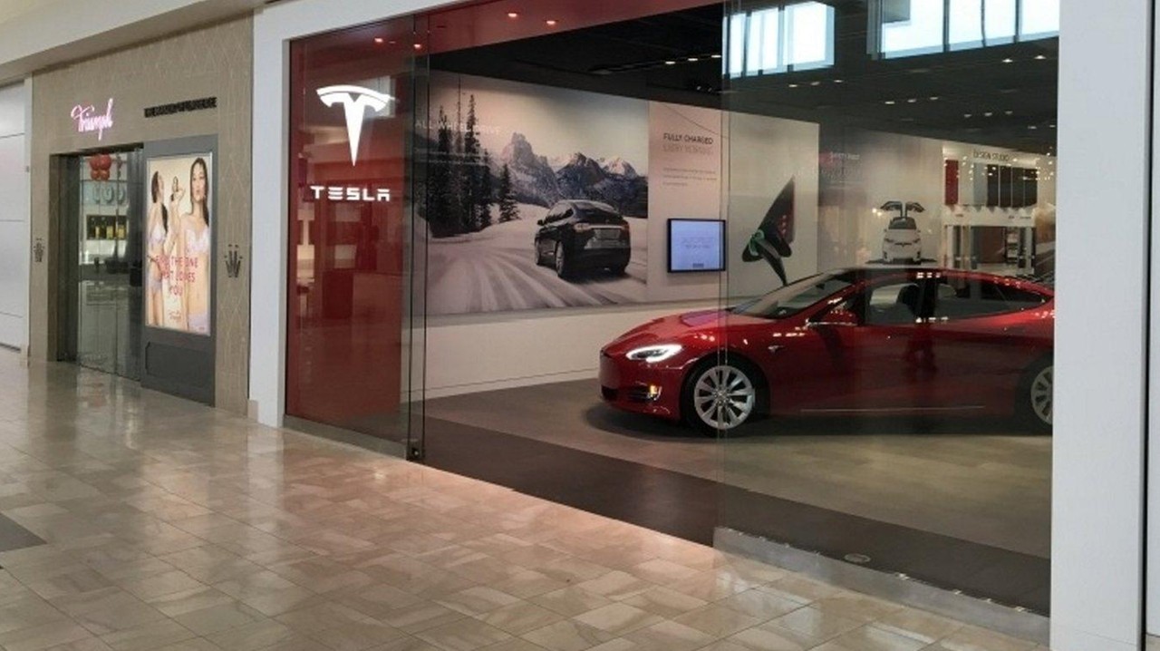 Tesla Motors opens ‘gallery’ at Walt Whitman Shops - Newsday