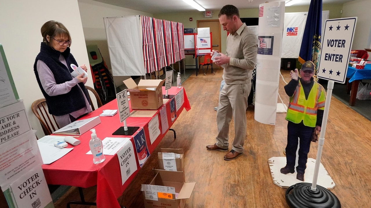 Live updates | Trump eyes second GOP win, while Biden hopes to avoid embarrassment in New Hampshire - Vimarsana News