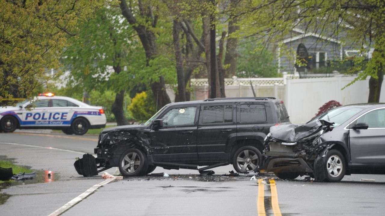 Woman killed in 2vehicle headon crash in Hauppauge Newsday