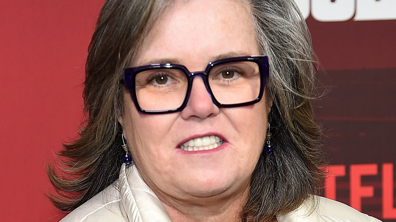 Rosie O'Donnell guest-hosts 'Jimmy Kimmel Live' and turns down the heat, a bit