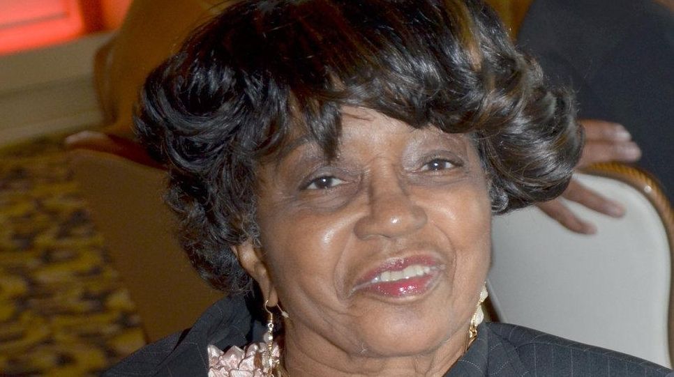 Barbara Hazelwood Dies; Nyc Housing Authority Manager Was 79 - Newsday