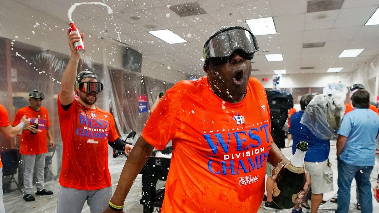 Astros beat Diamondbacks in Game 162 to swipe AL West title from Rangers