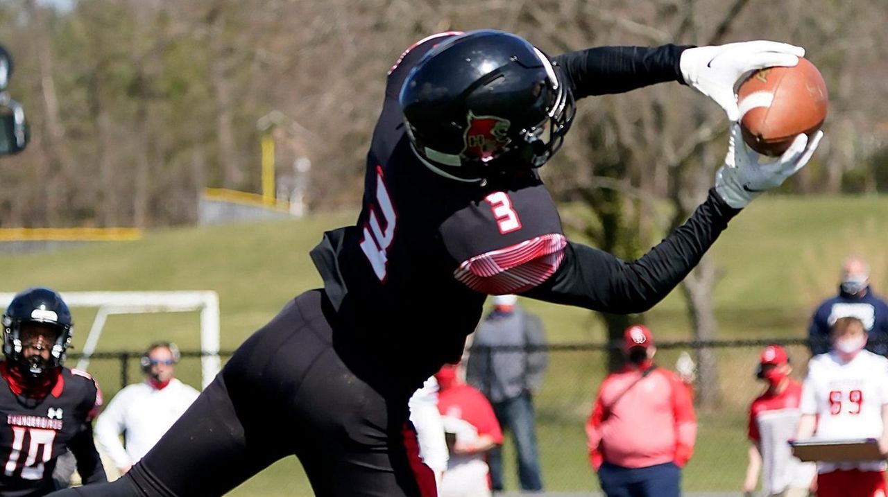 Gridiron Greats Week 5's top football performances Newsday