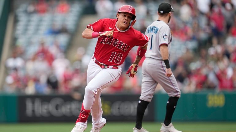 Angels' Gio Urshela reunited with influential hitting coaches