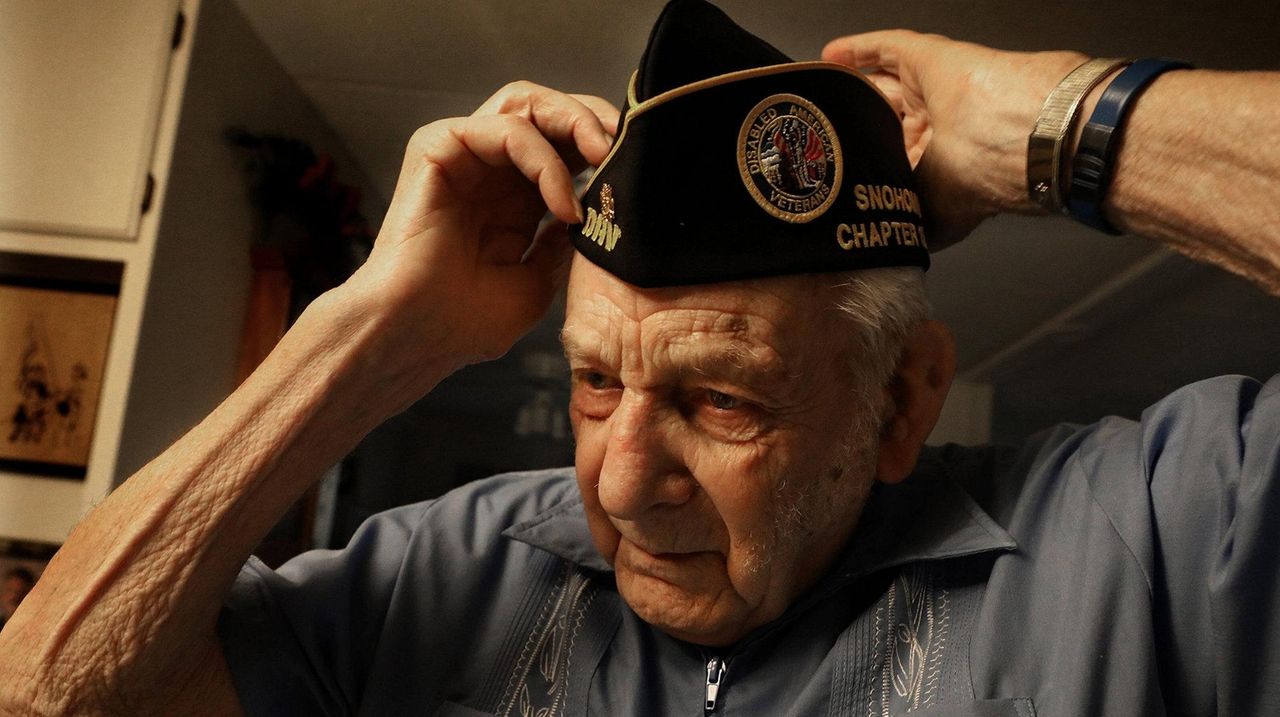 Veterans Vividly Recall Themselves As Young Men In Battle Of The Bulge ...