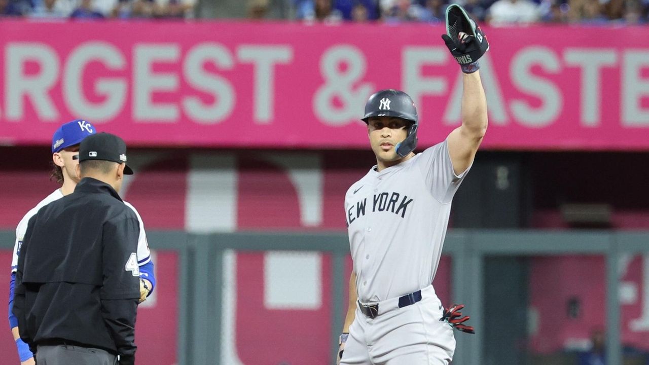 Stanton stands out as a leader, even in a clubhouse full of them