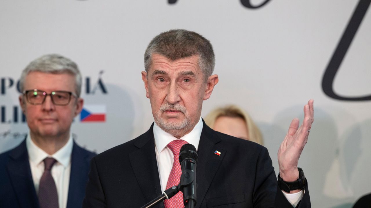 Český soud zrušil rozsudek nižšího soudu, který zprostil bývalého premiéra Babiše obžaloby z podvodu