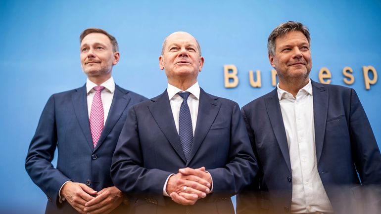 German Chancellor Olaf Scholz, center, German Minister for Economic Affairs...