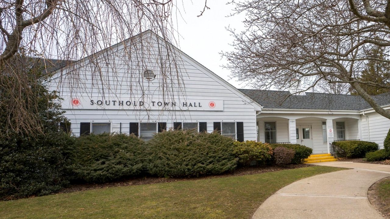 Southold task force releases recommendations to improve Town Justice