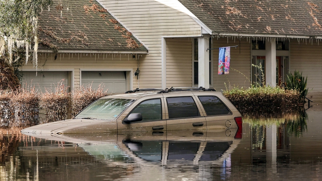 NSA Warns Smartphone Users—Disable Location Tracking - Forbes