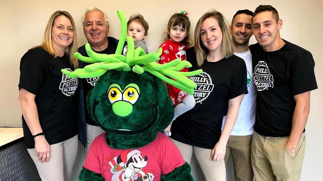 Philly Pretzel Factory opens in Franklin Square Newsday