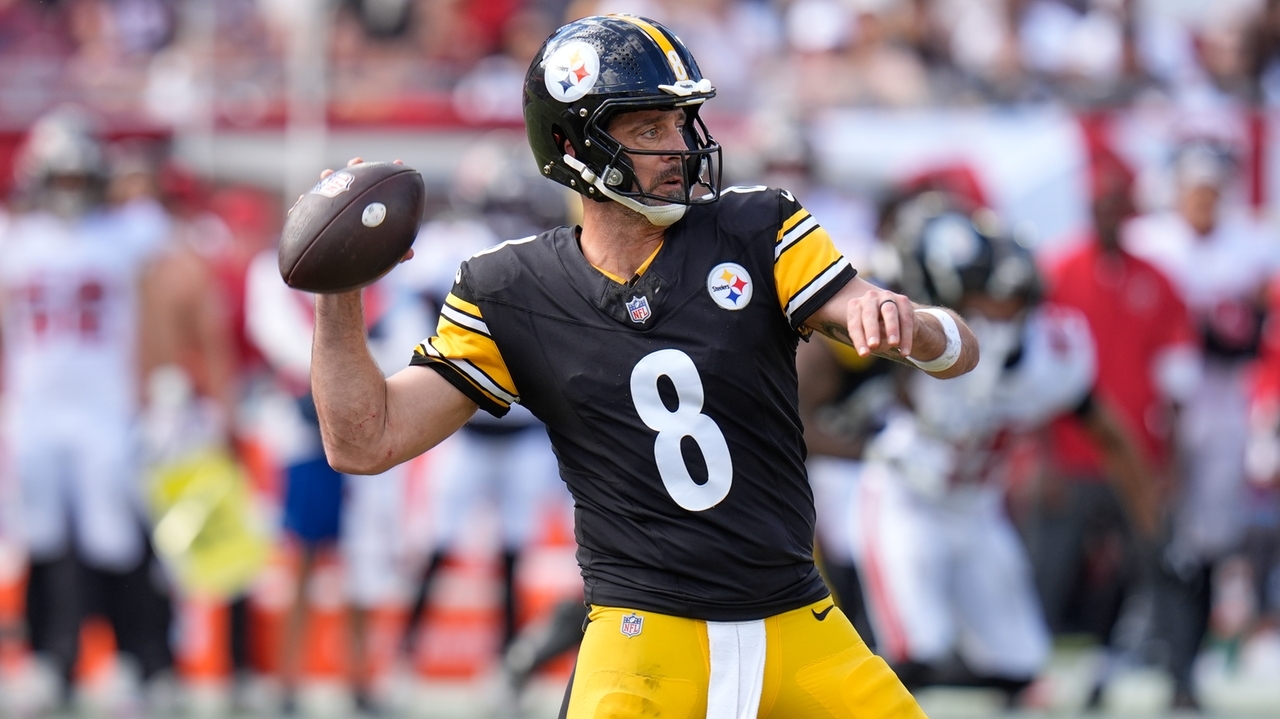 Rodgers throws 2 late TD passes as Steelers storm back to beat ...