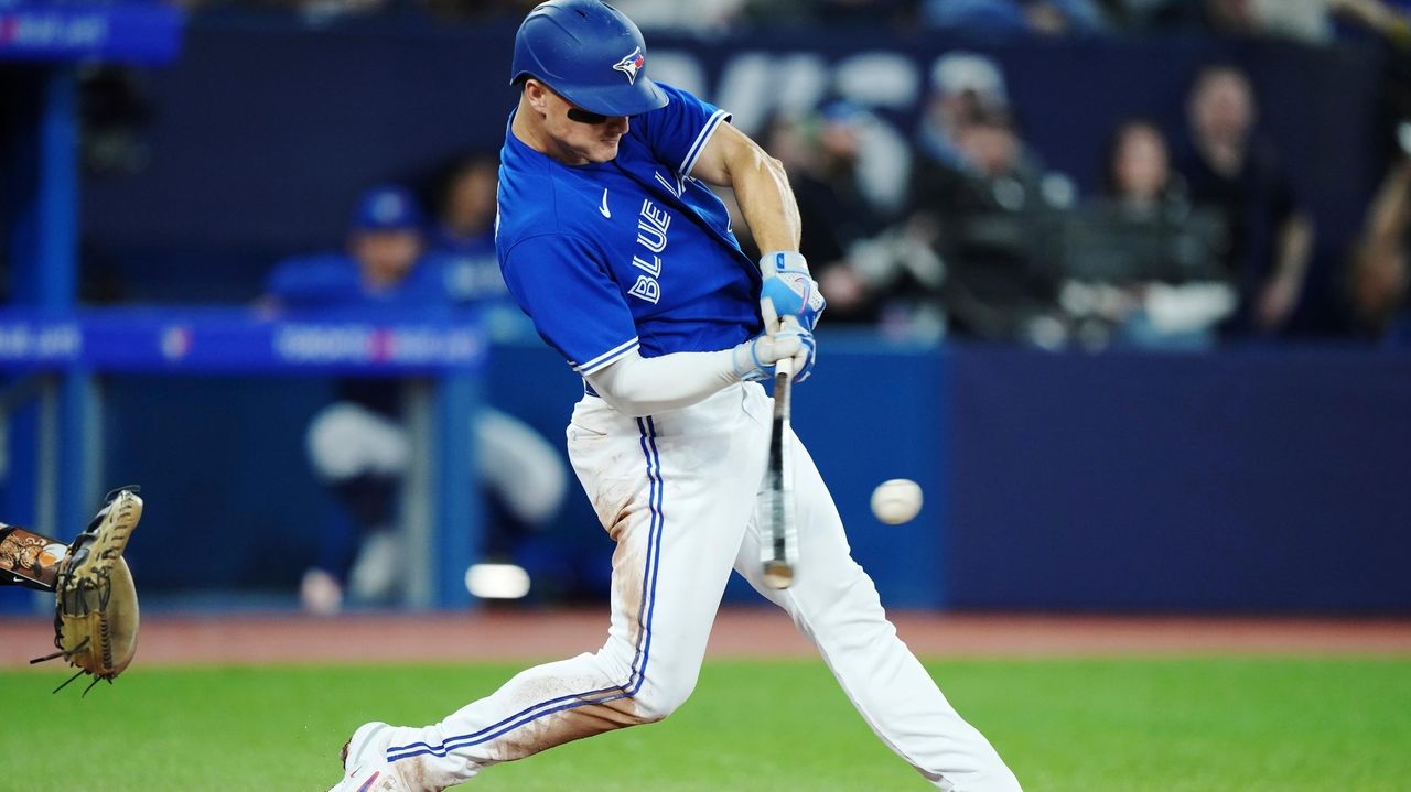 Kiermaier HRs, makes great catch, Blue Jays beat Tigers 9-3 - Newsday